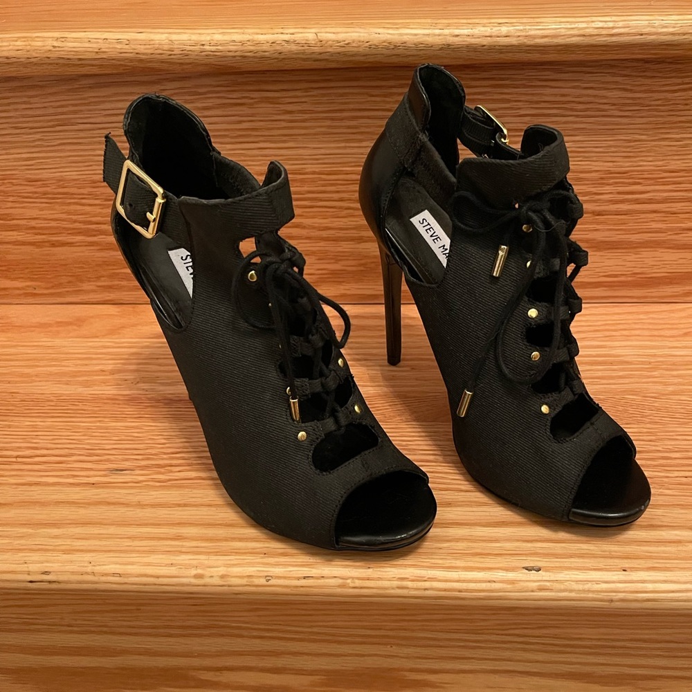 Steve Madden Metteor Lace Up Stiletto Size 8.5